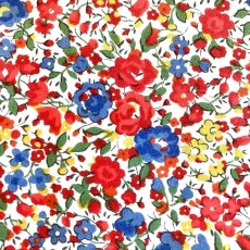 Photo1: Emma and Georgina (1)