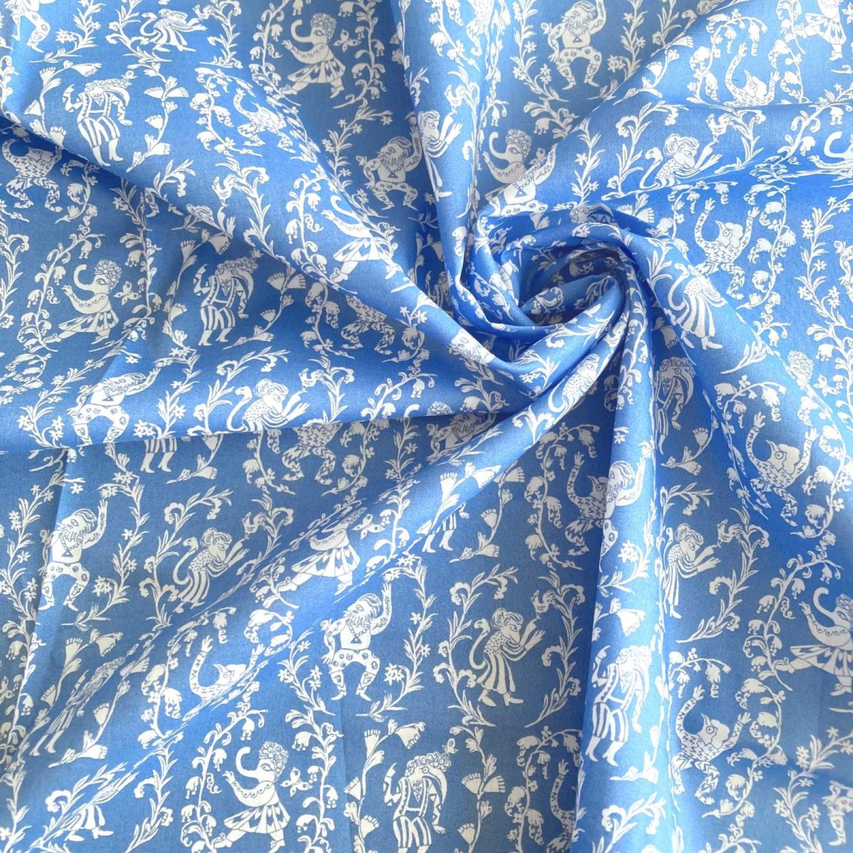 Photo4: Carved Characters (4)