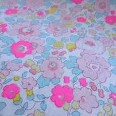 Photo2: Betsy【Neon Splash】 (2)